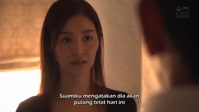 video pura pura sedih ditinggal LDR sama suami