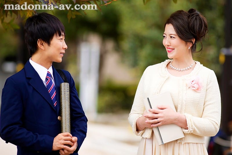 video wisuda viral hadiah kedewasaan wanita jepang terbaru