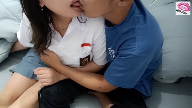 Amazing Viral Nostaglia Pake Seragam SMA Memuaskan Suami